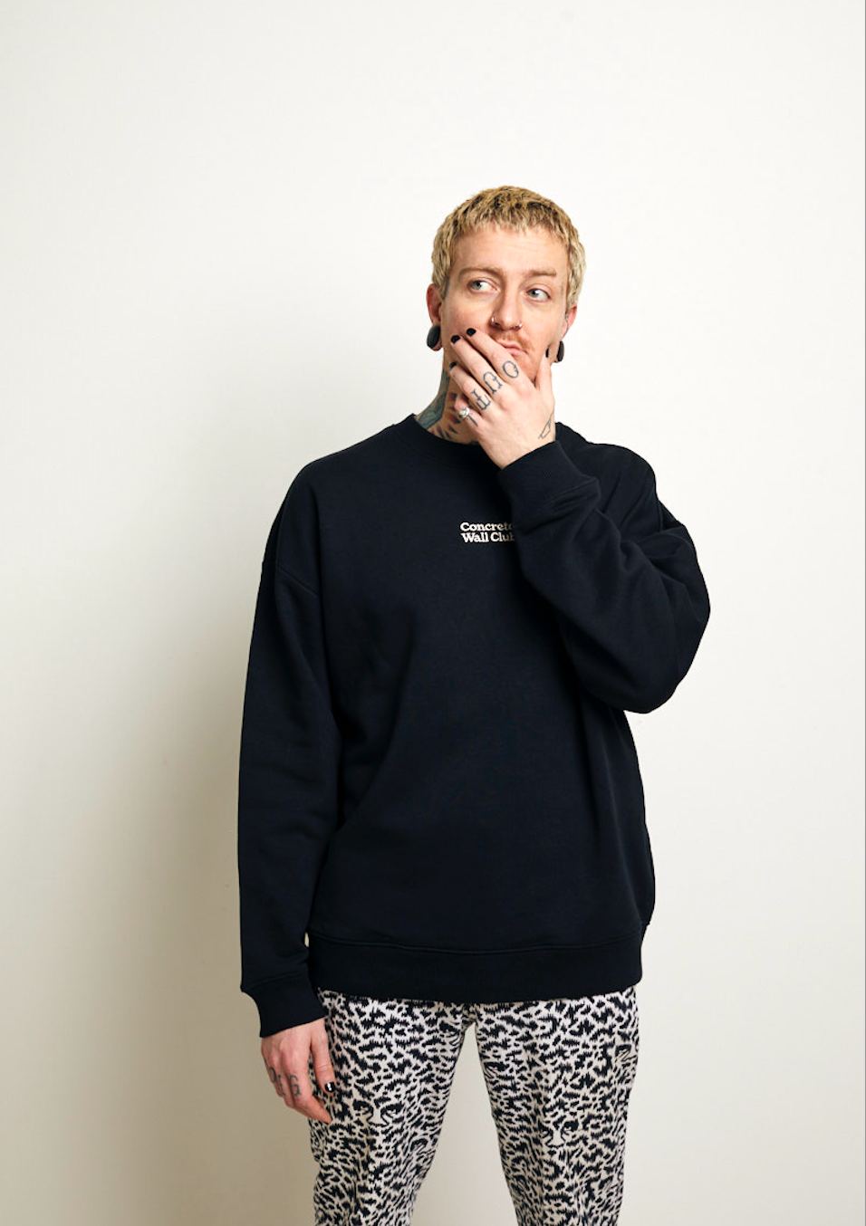 Concrete Wall Club Oversized Sweatshirt - Black